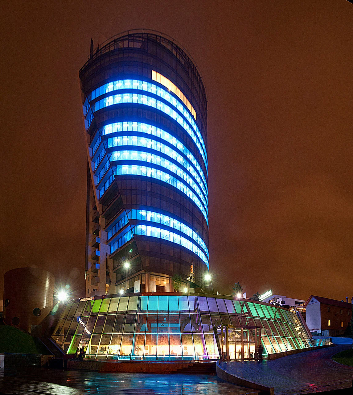 country-park-news-building-view