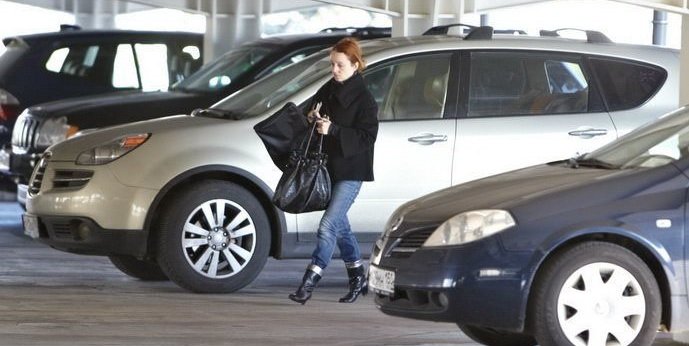 country-park-services-parking-cars