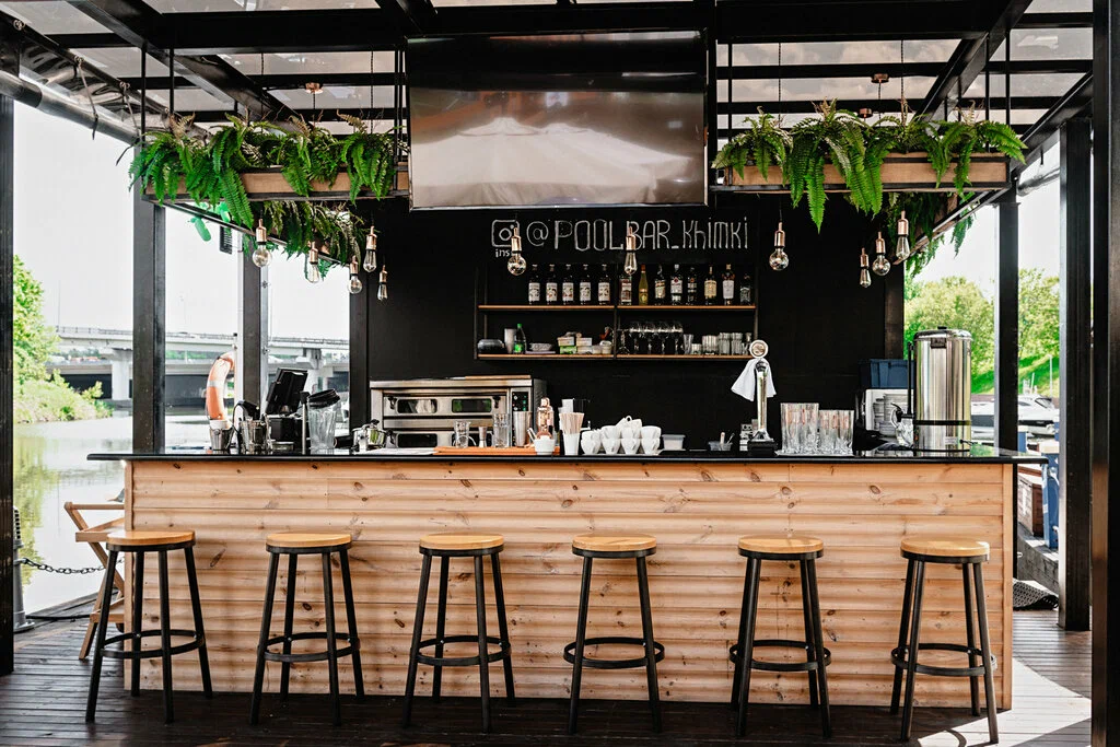 country-park-services-pool-bar